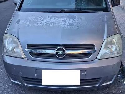 Occasion Opel Meriva 101 ch (74 kW) 2004 Gris Monospace