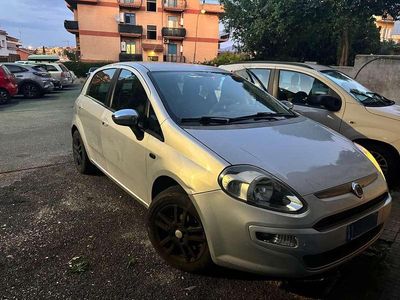 Usata Fiat Punto Evo Dynamic 77 CV (56 kW) 2011 Utilitaria