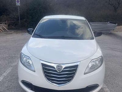 Usata Lancia Ypsilon S 77 CV (56 kW) 2013 Utilitaria