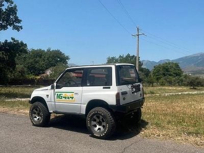 Second-hand Suzuki Vitara 75 CP (55 kW) 1989 Alb