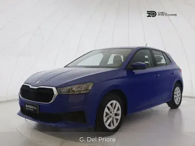 Usata Skoda Fabia Ambition 80 CV (58 kW) 2023 Blu/azzurro Utilitaria