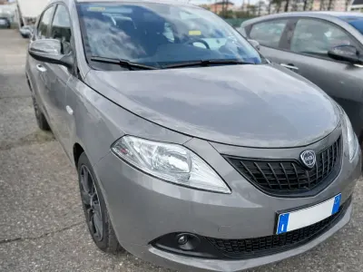 Usata Lancia Ypsilon