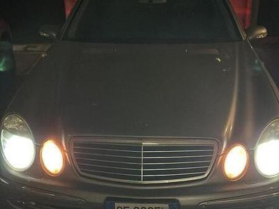 usata Mercedes E320 berlina 2005