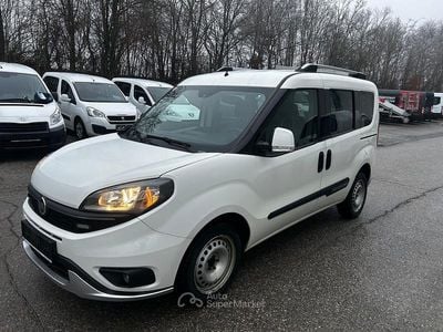 Usata Fiat Doblò Trekking 120 CV (88 kW) 2018 Bianco Monovolume