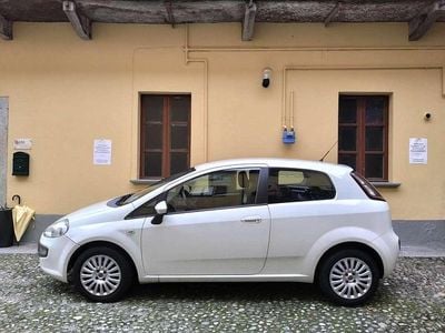 Usata Fiat Punto Evo Dynamic 65 CV (47 kW) 2010 Bianco Utilitaria