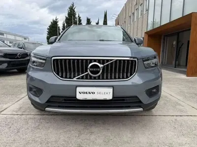 Usata Volvo XC40 Inscription 129 CV (94 kW) 2021 Osmium grey SUV