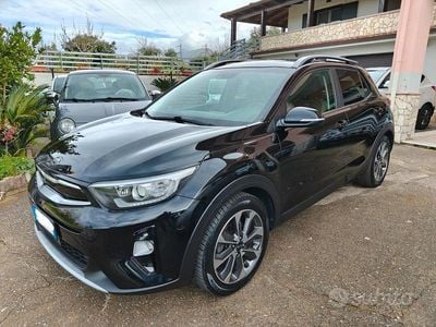 Begagnad Kia Stonic 116 HK (85 kW) 2019 Svart SUV