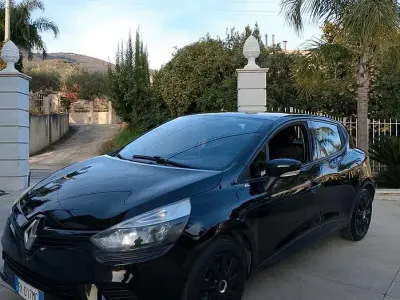 Usata Renault Clio IV Life 90 CV (66 kW) 2017 Nero Berlina