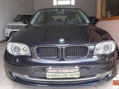 Usata BMW 118 142 CV (104 kW) 2009 Blu Utilitaria