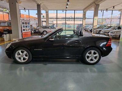Usata Mercedes SLK200 163 CV (119 kW) 2001 Nero Cabrio