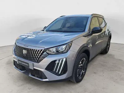 Usata Peugeot 2008 Allure 102 CV (75 kW) 2024 Argento SUV
