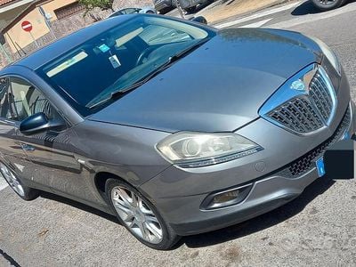 Usata Lancia Delta Gold 105 CV (77 kW) 2010 Grigio Utilitaria