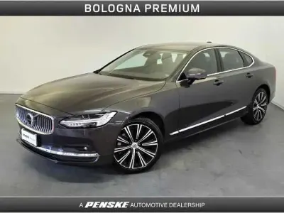 Usata Volvo S90 173 CV (127 kW) 2024 Grigio Berlina