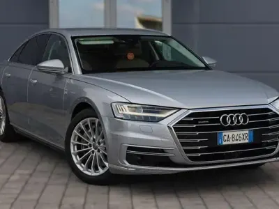 Usata Audi A8 Ambiente 340 CV (250 kW) 2020 Argento Berlina