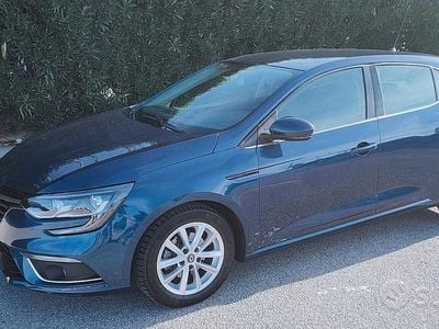 Usata Renault Mégane IV R.S. 116 CV (85 kW) 2020 Blu Berlina
