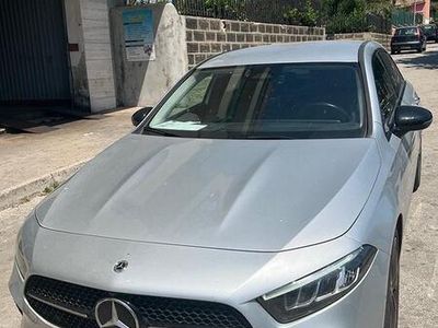 Usata Mercedes A180 Advanced 109 CV (80 kW) 2023 Grigio Utilitaria