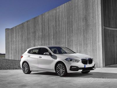 Usata BMW 116 M Sport 116 CV (85 kW) 2021 Grigio Utilitaria