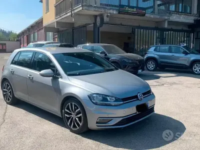 Usata VW Golf VII 116 CV (85 kW) 2018 Grigio Berlina