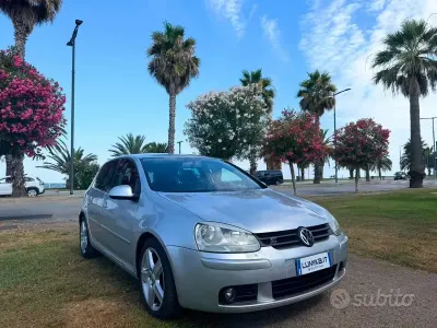 Usata VW Golf V GT 140 CV (102 kW) 2007 Grigio Berlina