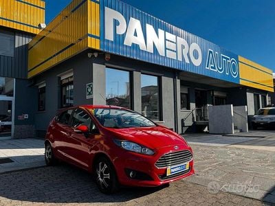 Usata Ford Fiesta Titanium 95 CV (69 kW) 2017 Rosso Berlina