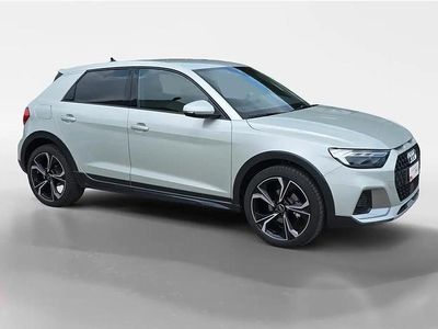 Usata Audi A1 149 CV (109 kW) 2024 Argento SUV