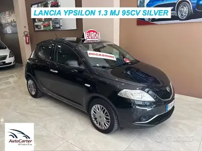 Usata Lancia Ypsilon 95 CV (69 kW) 2016 Nero Utilitaria