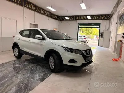 Usata Nissan Qashqai Tekna 110 CV (80 kW) 2018 Bianco SUV