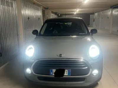 Usata Mini Cooper D 116 CV (85 kW) 2018 Utilitaria