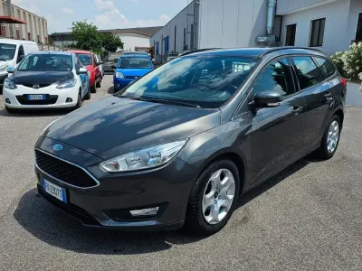 Usata Ford Focus Titanium 95 CV (69 kW) 2017 Grigio Station wagon
