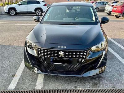 Usata Peugeot 208 Allure 101 CV (74 kW) 2022 Nero Utilitaria