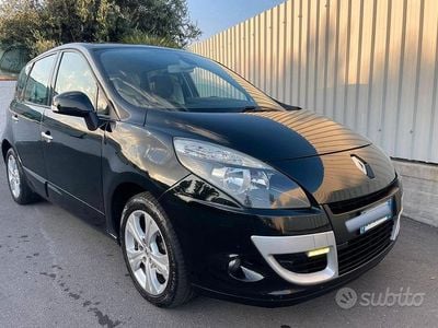 Nero Usata 2011 Renault Scénic III XMOD Monovolume | 3990 € (Buon prezzo)
