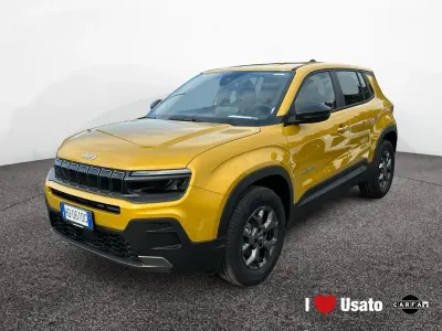 Nuova Jeep Avenger Longitude 101 CV (74 kW) 2026 Giallo SUV