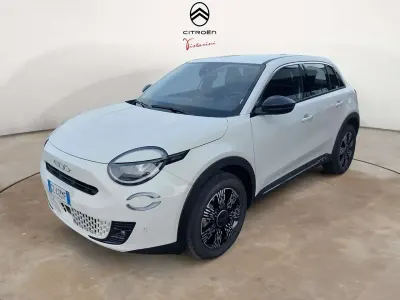 Usata Fiat 600 Pop 145 CV (106 kW) 2025 Bianco SUV
