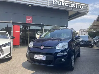 Usata Fiat Panda Lounge 71 CV (52 kW) 2020 Blu/azzurro Utilitaria