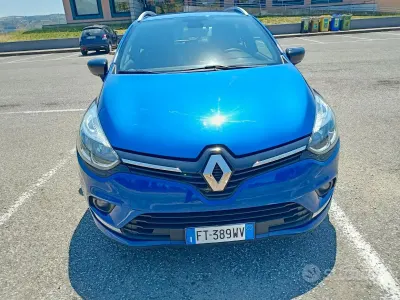 Usata Renault Clio GrandTour 90 CV (66 kW) 2019 Blu Station wagon