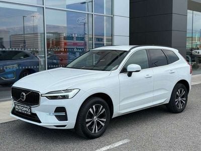 Usata Volvo XC60 Momentum 197 CV (144 kW) 2022 Bianco SUV