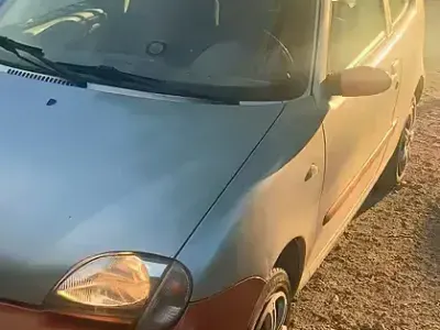 Usata Fiat 600 54 CV (39 kW) 2002 Grigio Utilitaria