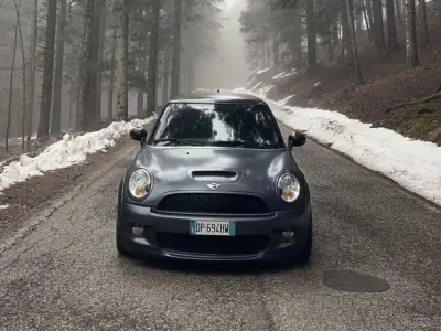 Usata Mini Cooper S 175 CV (128 kW) 2008 Nero Utilitaria