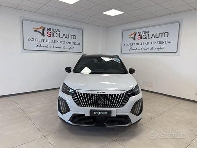 Usata Peugeot 2008 GT 131 CV (96 kW) 2024 Bianco SUV