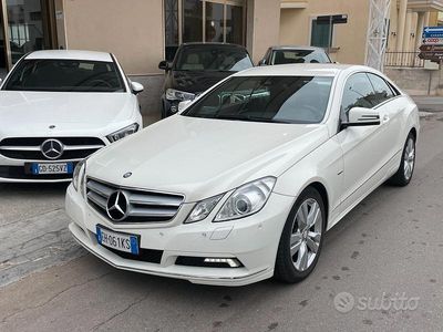 Usata Mercedes E250 Avantgarde 204 CV (150 kW) 2011 Bianco Coupé