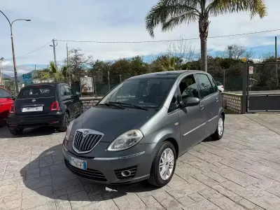 Brugt Lancia Musa 90 HK (66 kW) 2010 Grå MPV