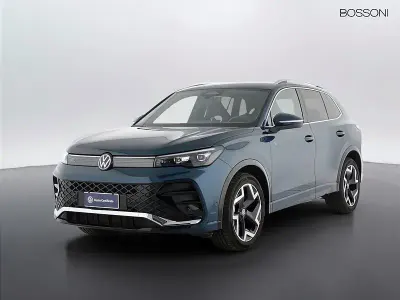 Usata VW Tiguan R-line 150 CV (110 kW) 2024 Blu SUV