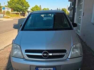 Usata Opel Meriva 2005 Grigio Monovolume