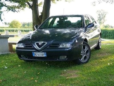 Alfa Romeo 166
