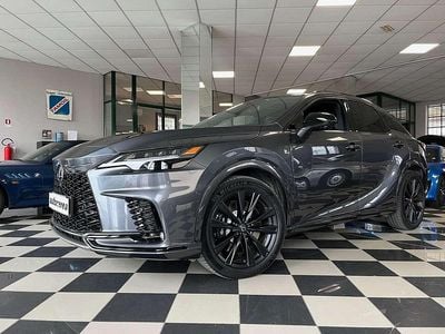 Usata Lexus RX500h 272 CV (200 kW) 2023 Grigio antracite met. SUV