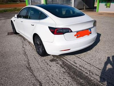 Usata 2020 Tesla Model 3 Berlina | 24.000 € (Buon prezzo)