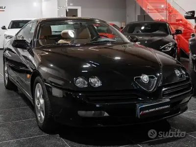 Usata Alfa Romeo GTV 150 CV (110 kW) 2002 Nero Coupé