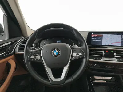 Gebraucht BMW X3 Efficient Dynamics 190 PS (139 kW) 2022 Schwarz SUV