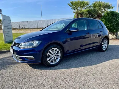 Usata VW Golf VII Business 116 CV (85 kW) 2020 Blu Berlina