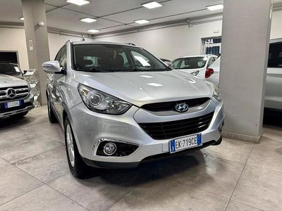 Argento Usata 2011 Hyundai ix35 Comfort SUV | 4990 € (Buon prezzo)